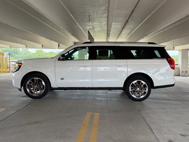 New 2026 Star White Metallic Tri-Coat Ford King Ranch image 3
