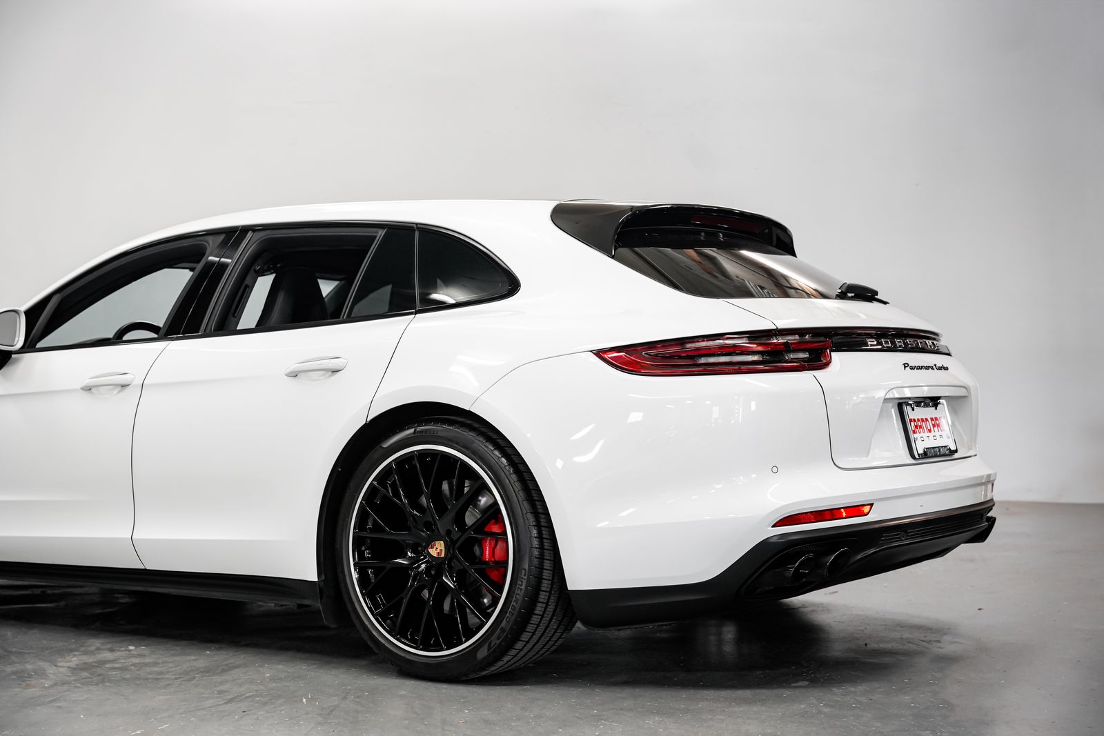 2018 Porsche Panamera Sport Turismo Turbo — photo 41