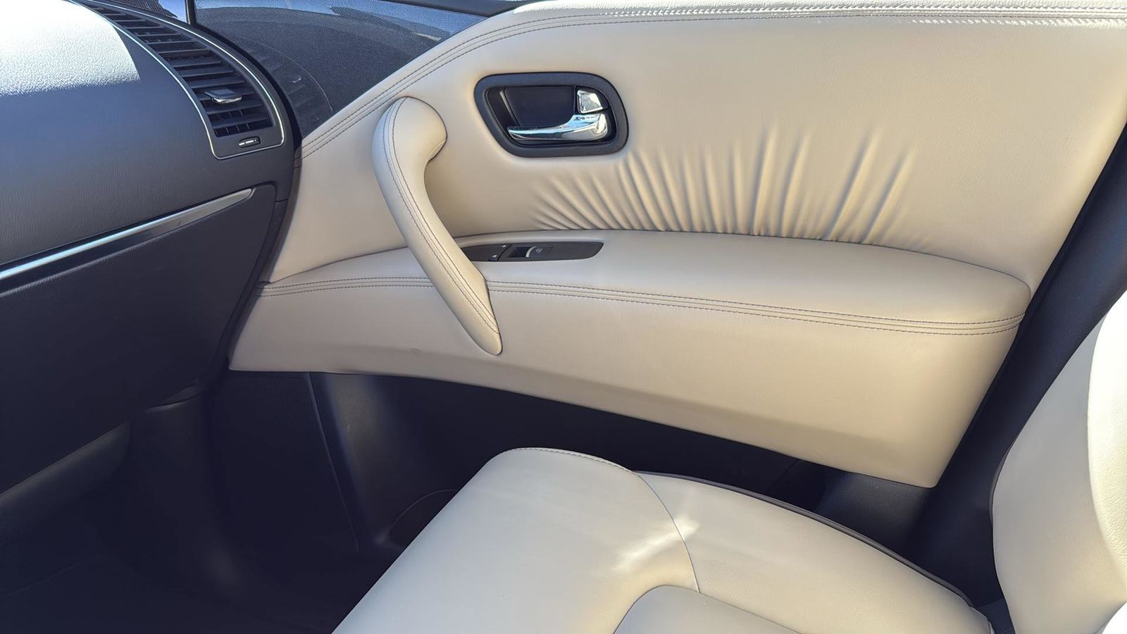 Used Car 2024 Nissan Armada  Sv For Sale Under $40,000 In Austin, Texas