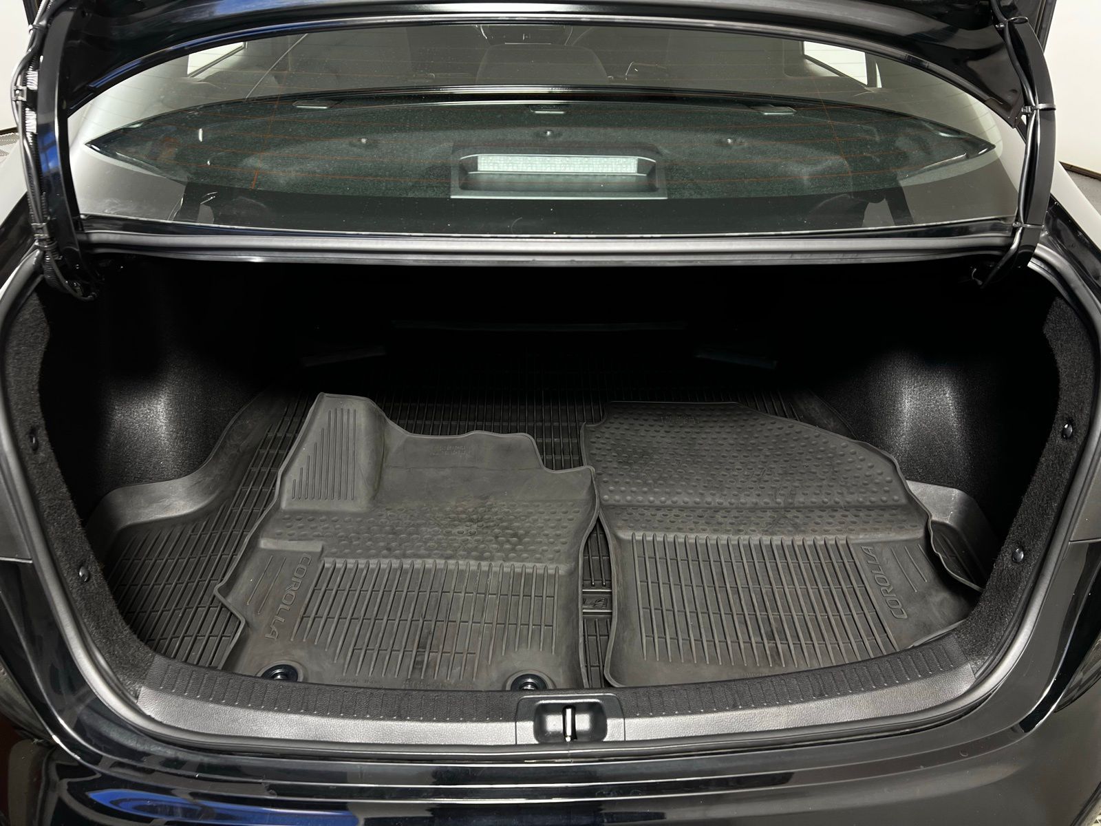 Thumbnail: 2024 Toyota Corolla - 23