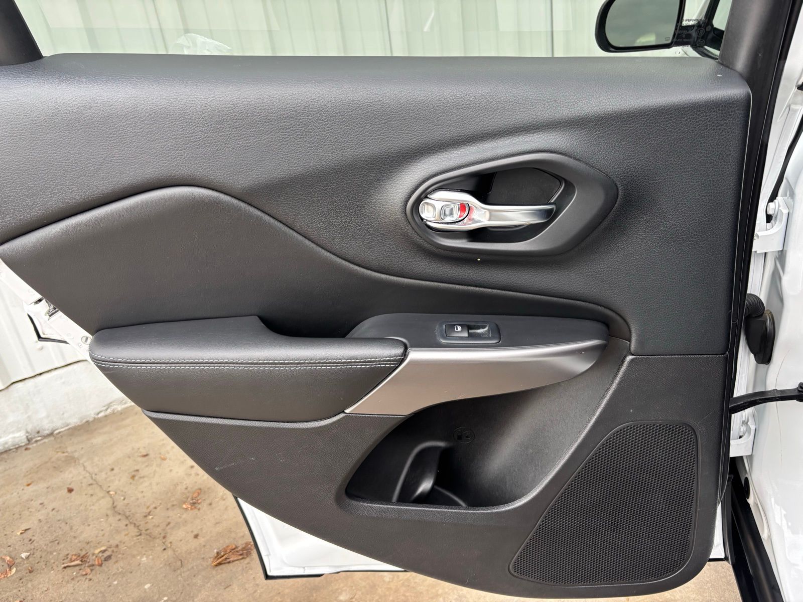 Used Car 2019 Jeep Cherokee  Latitude For Sale Under $12,000 In Austin, Texas