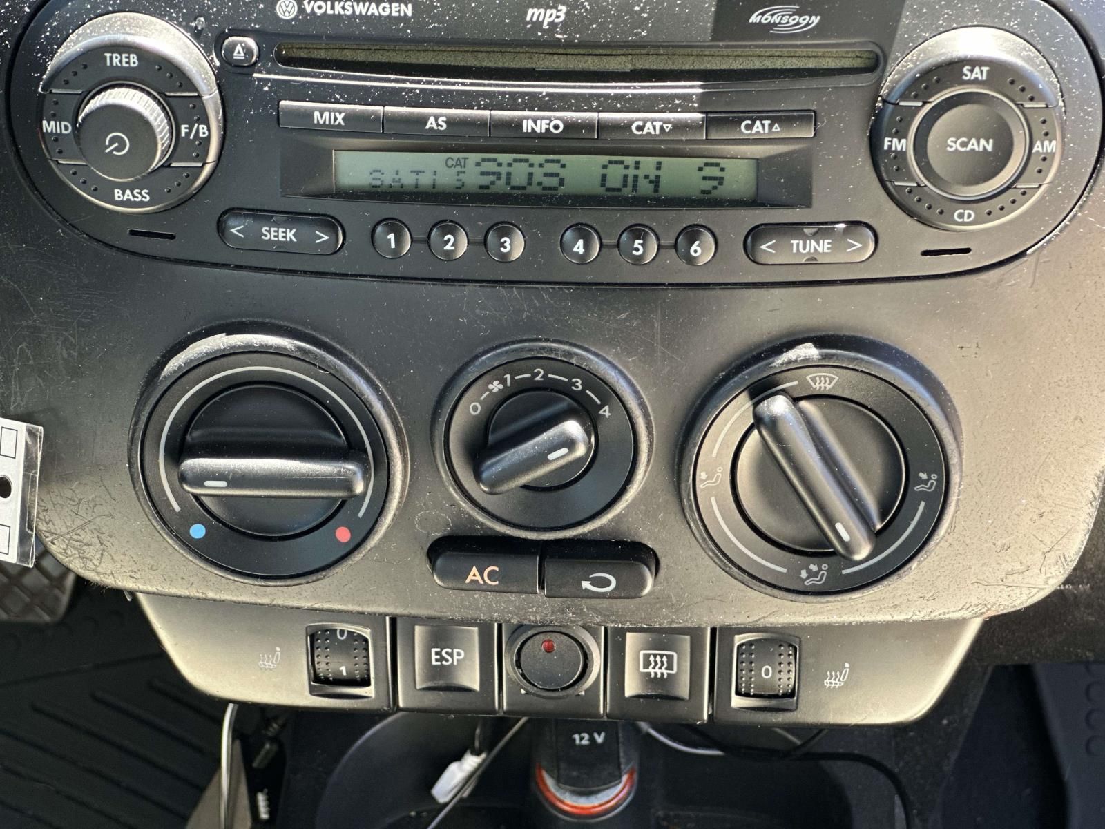 Used 2007 Gray Volkswagen Triple White image 27