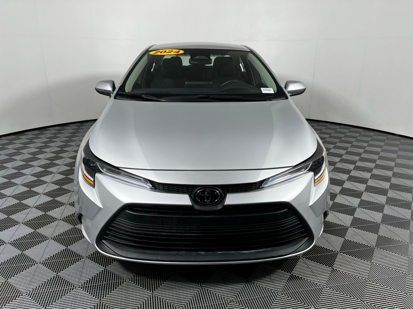Thumbnail: 2024 Toyota Corolla - 2