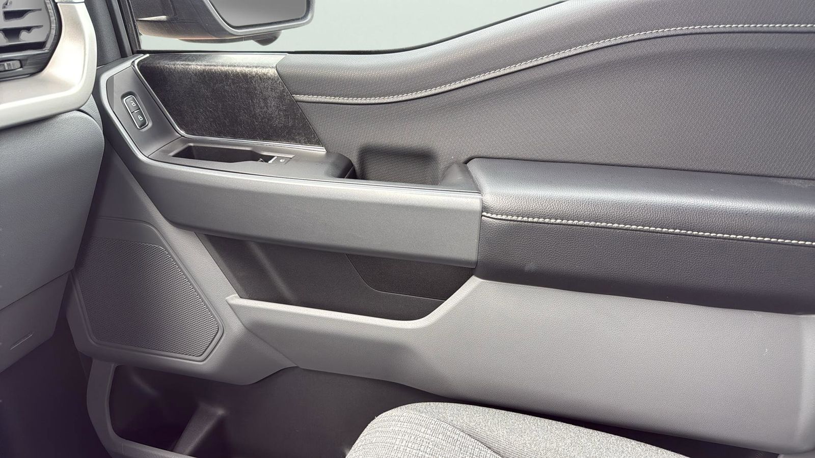 Used Car 2021 Ford F-150  Xlt For Sale Under $35,000 In Austin, Texas