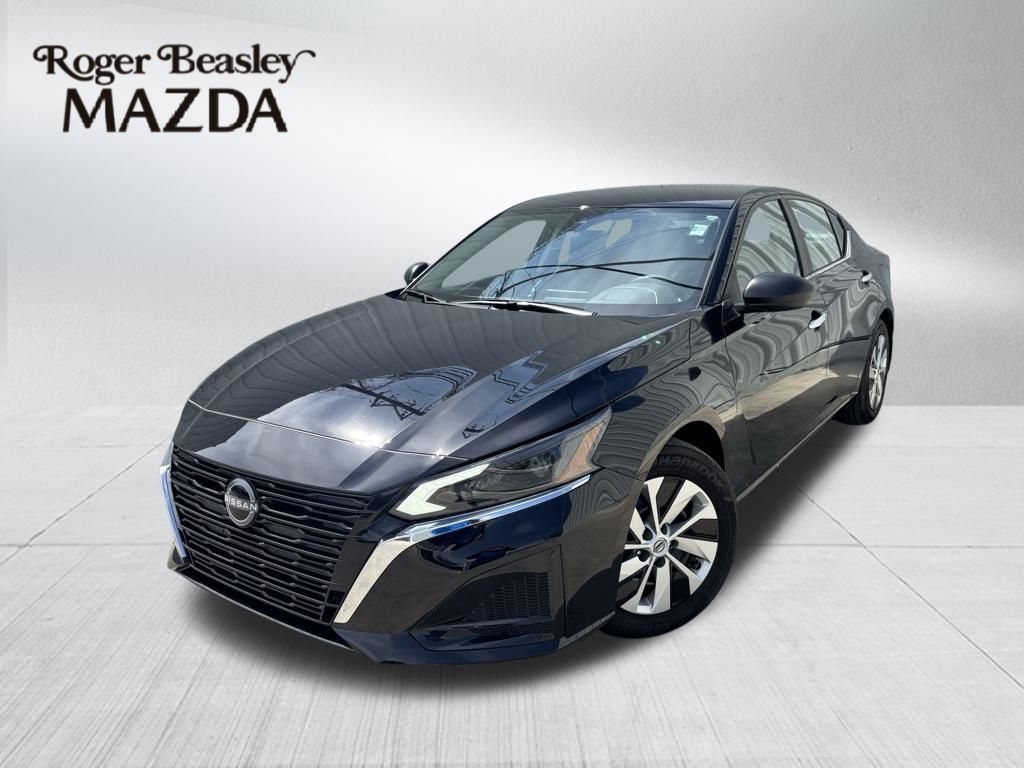 Used Car 2024 Nissan Altima  2.5 S For Sale Under $25,000 In Austin, Texas