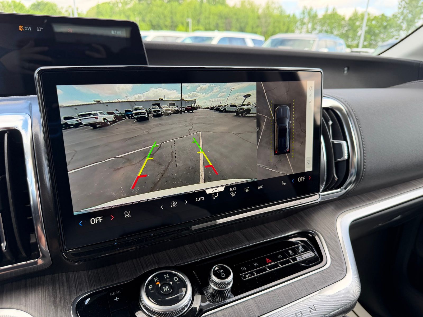 2026 Ford Expedition image 19