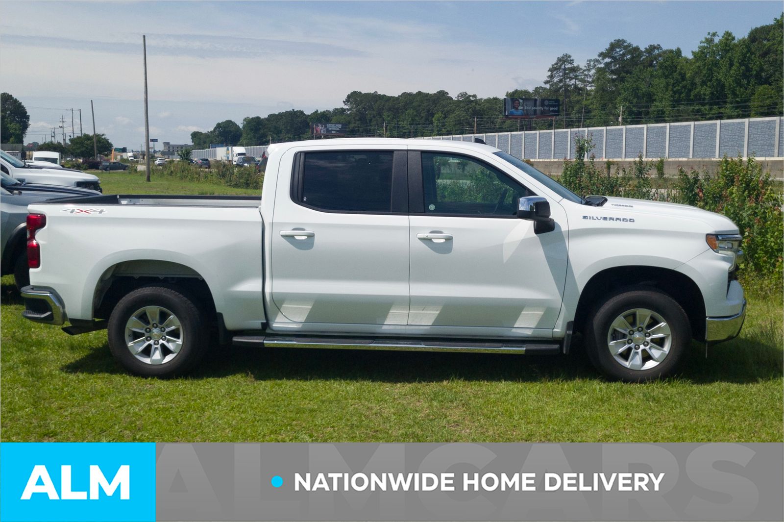 Used 2026 Summit White Chevrolet LT image 5