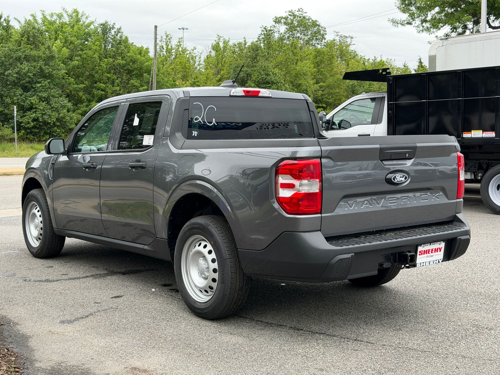 New 2026 Carbonized Gray Metallic Ford XL image 4
