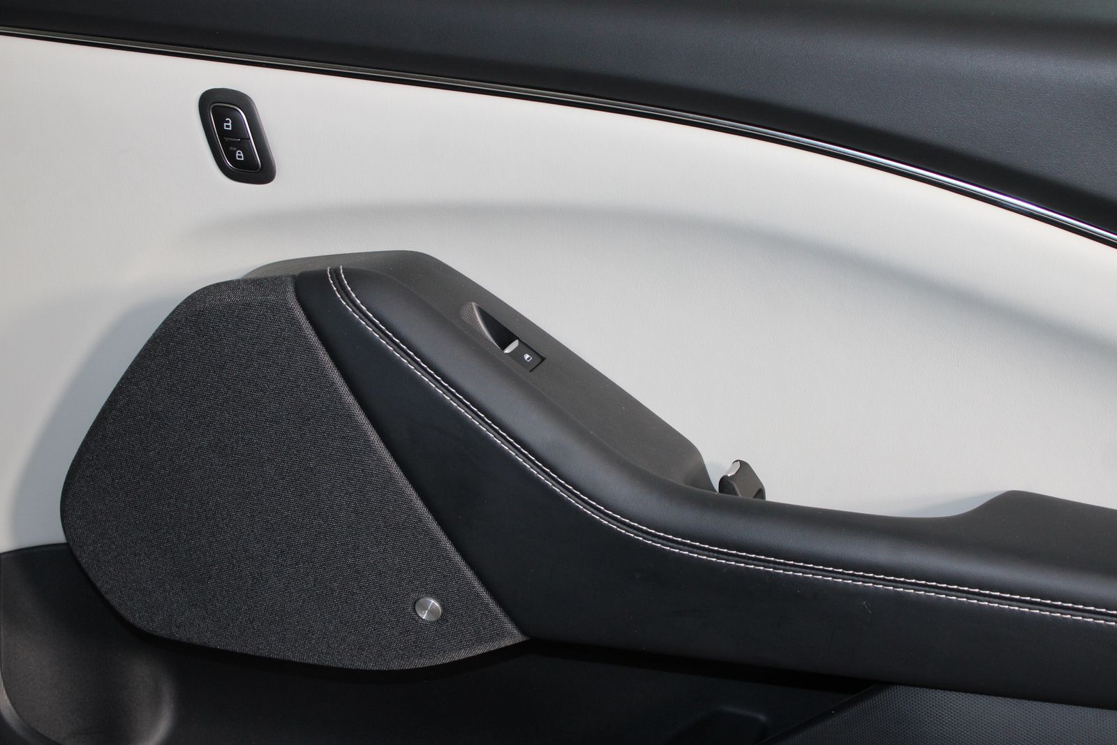 Used 2025 Green Ford Premium image 26