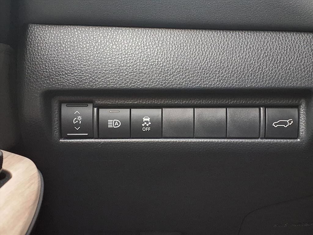 2024 Toyota Venza XLE Black at Community Toyota