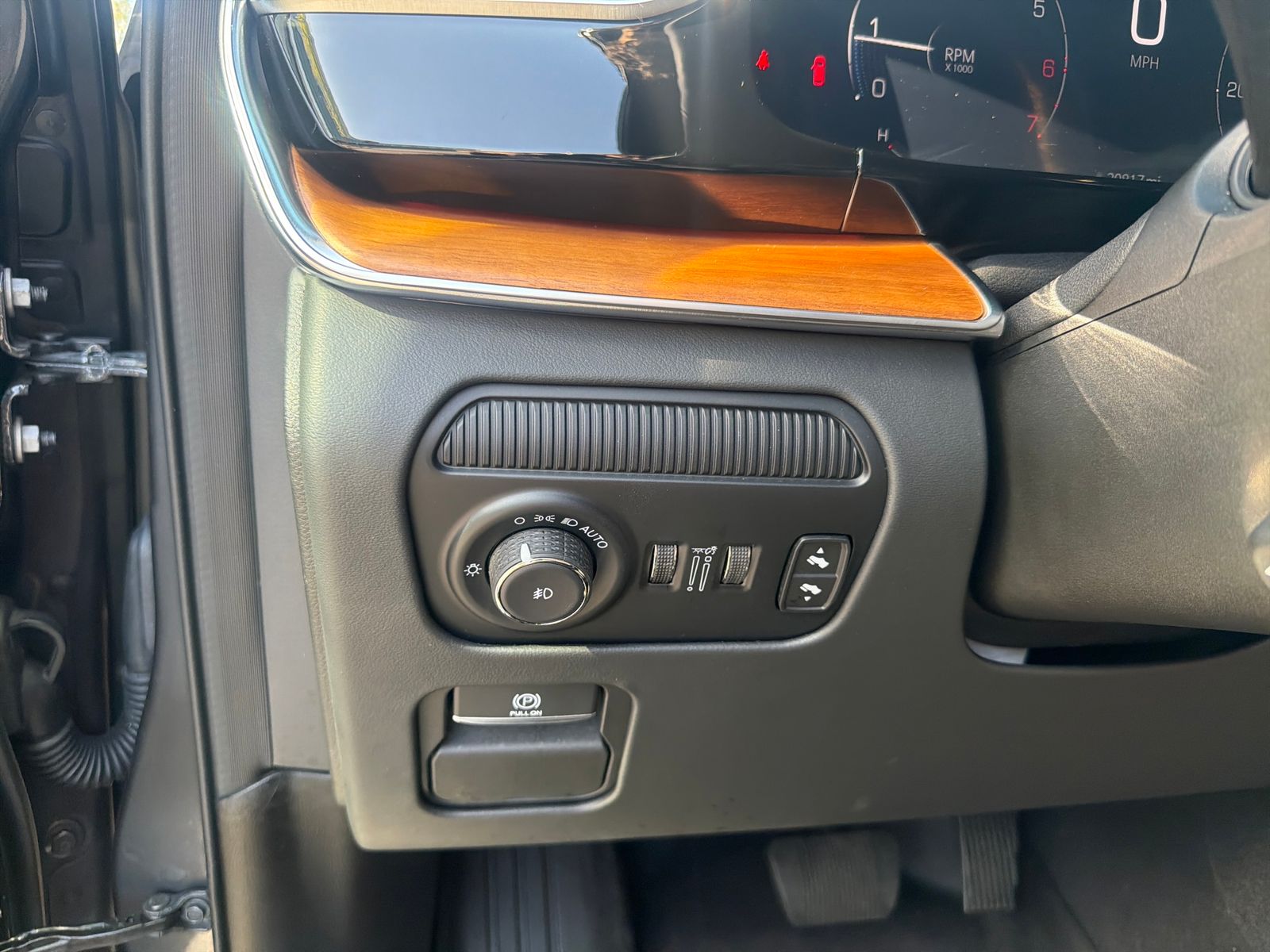 Used 2024 Jeep Grand Wagoneer Series III 4D Sport Utility