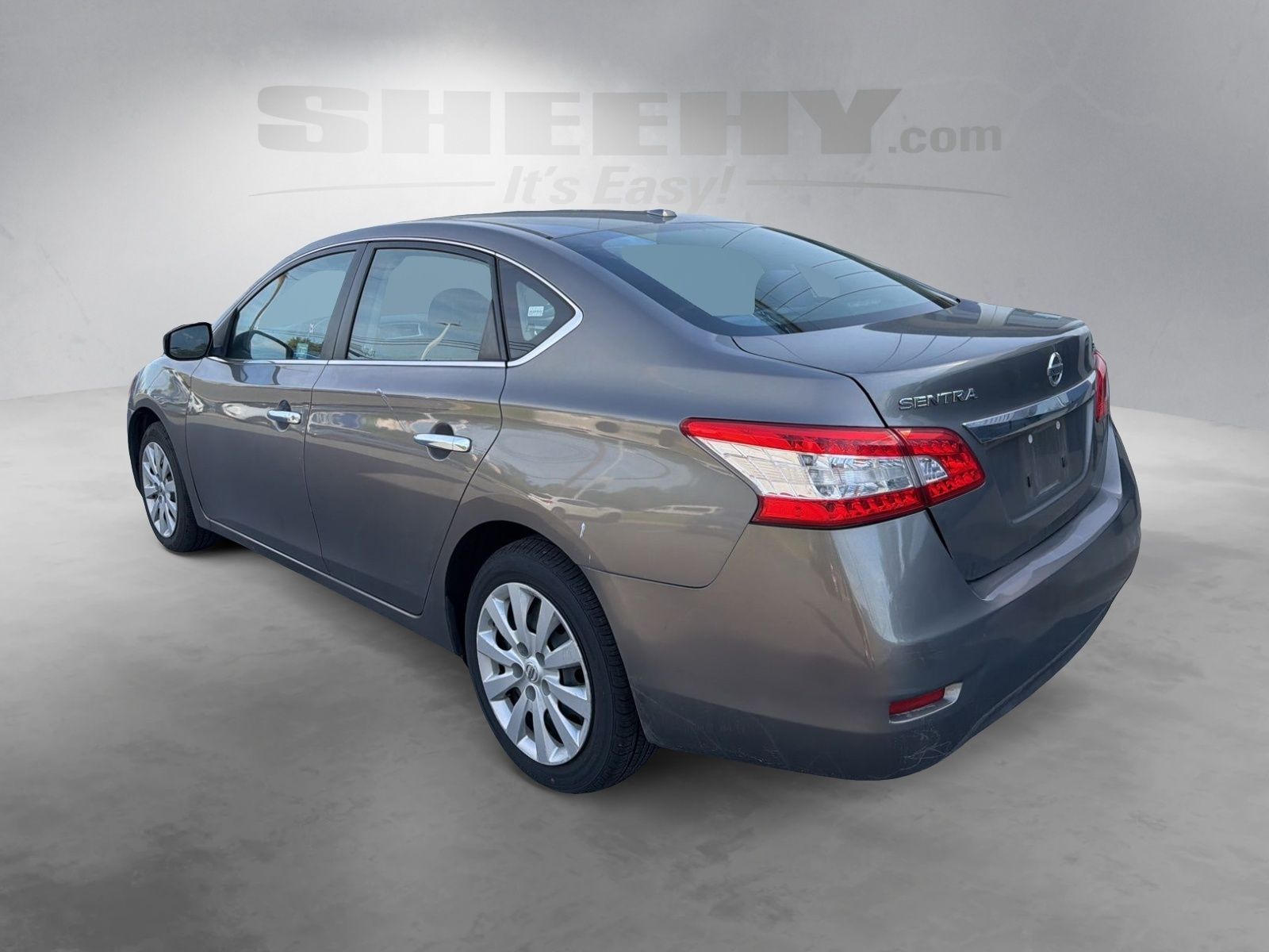 Used 2015 Titanium Nissan SV image 14