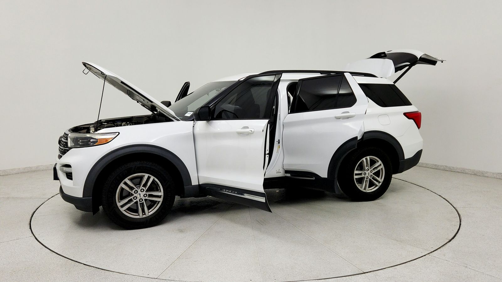 Certified Used 2020 White Ford XLT image 12