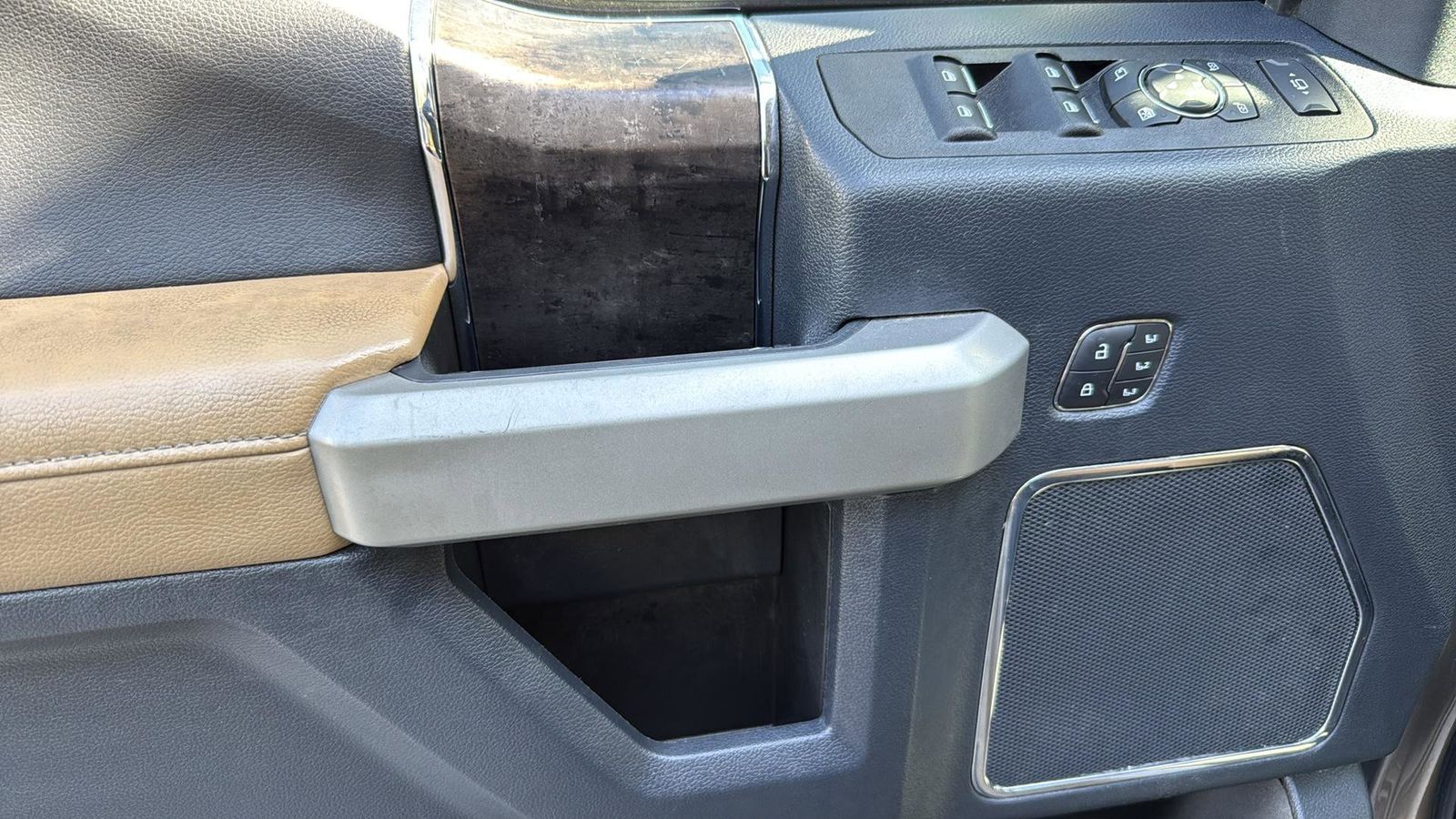 Used Car 2022 Ford F-250sd  Lariat For Sale Under $70,000 In Austin, Texas