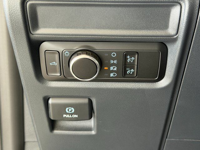 New 2026 Oxford White Ford STX image 32