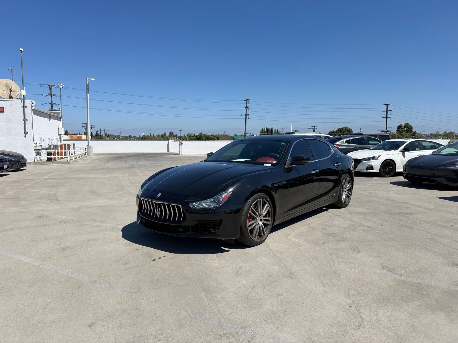 2021 Maserati Ghibli Negro Sedán Tracción trasera 8 velocidades Automática