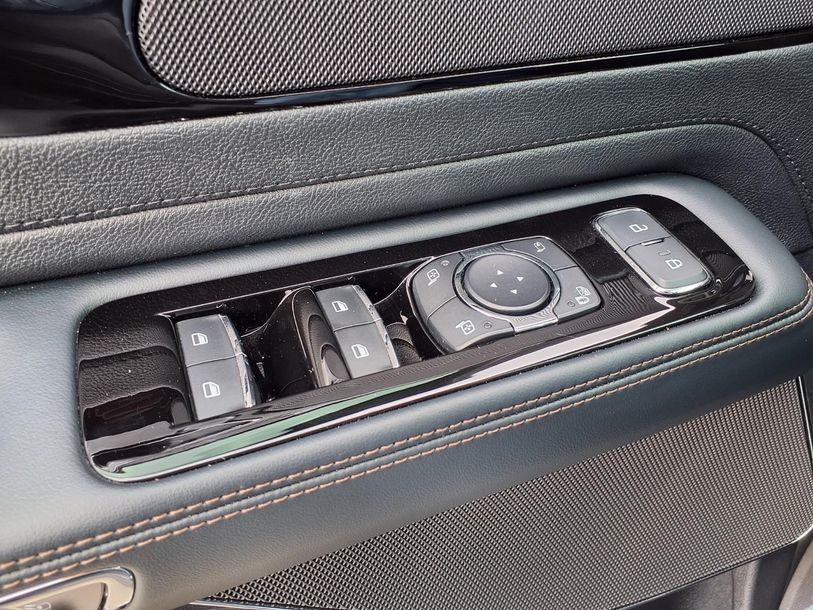 2025 Lincoln Aviator Premiere Black at Don McGill Toyota