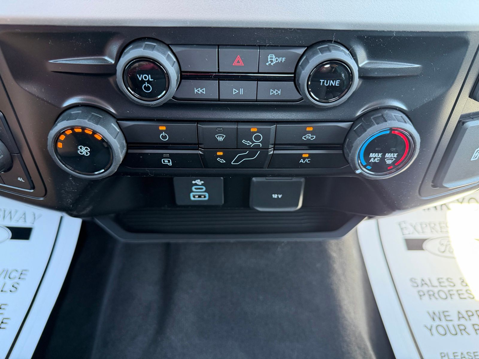 2026 Ford F-250SD image 21