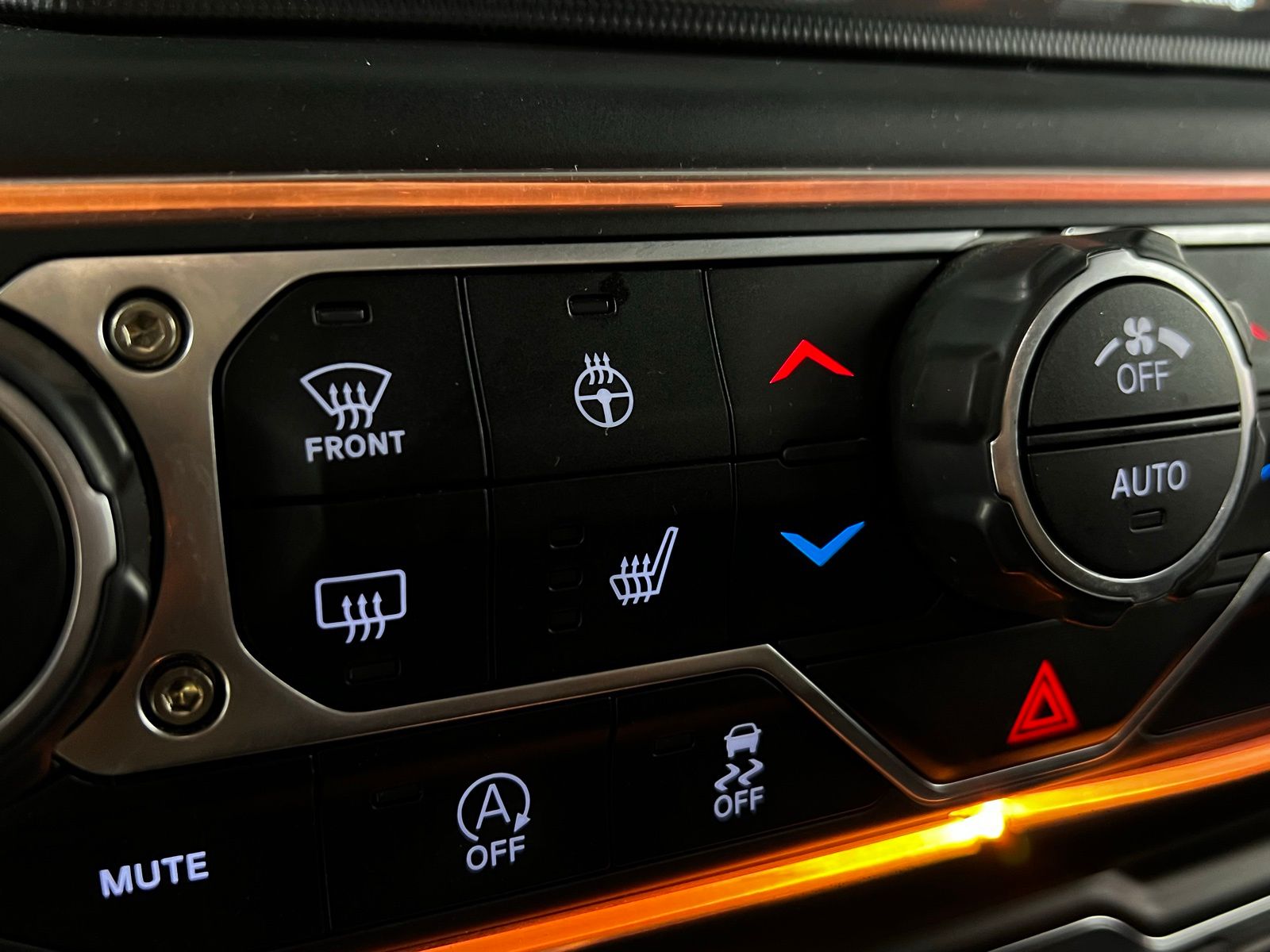 Thumbnail: 2023 Jeep Wrangler - 22