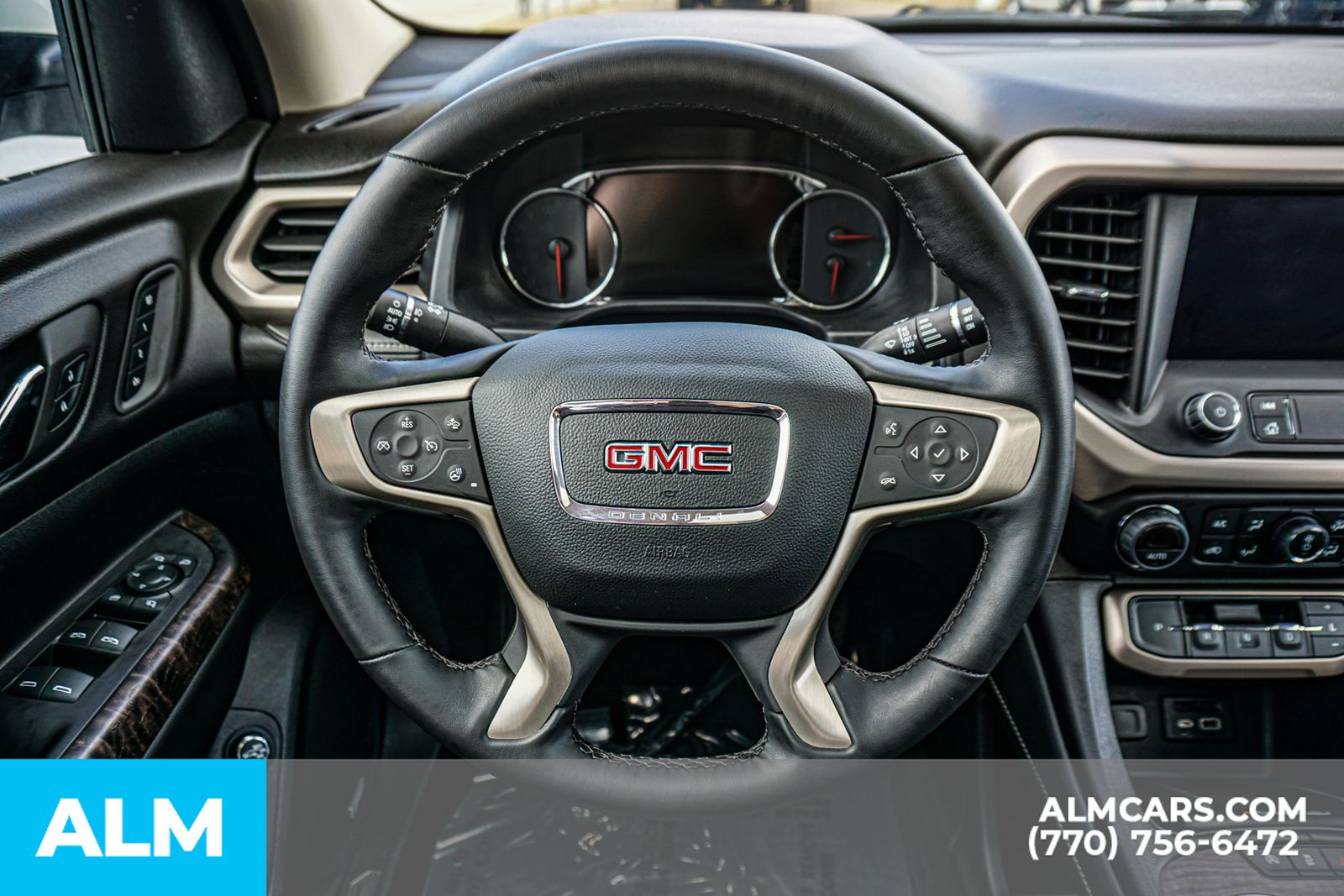 Used 2023 White GMC Denali image 31