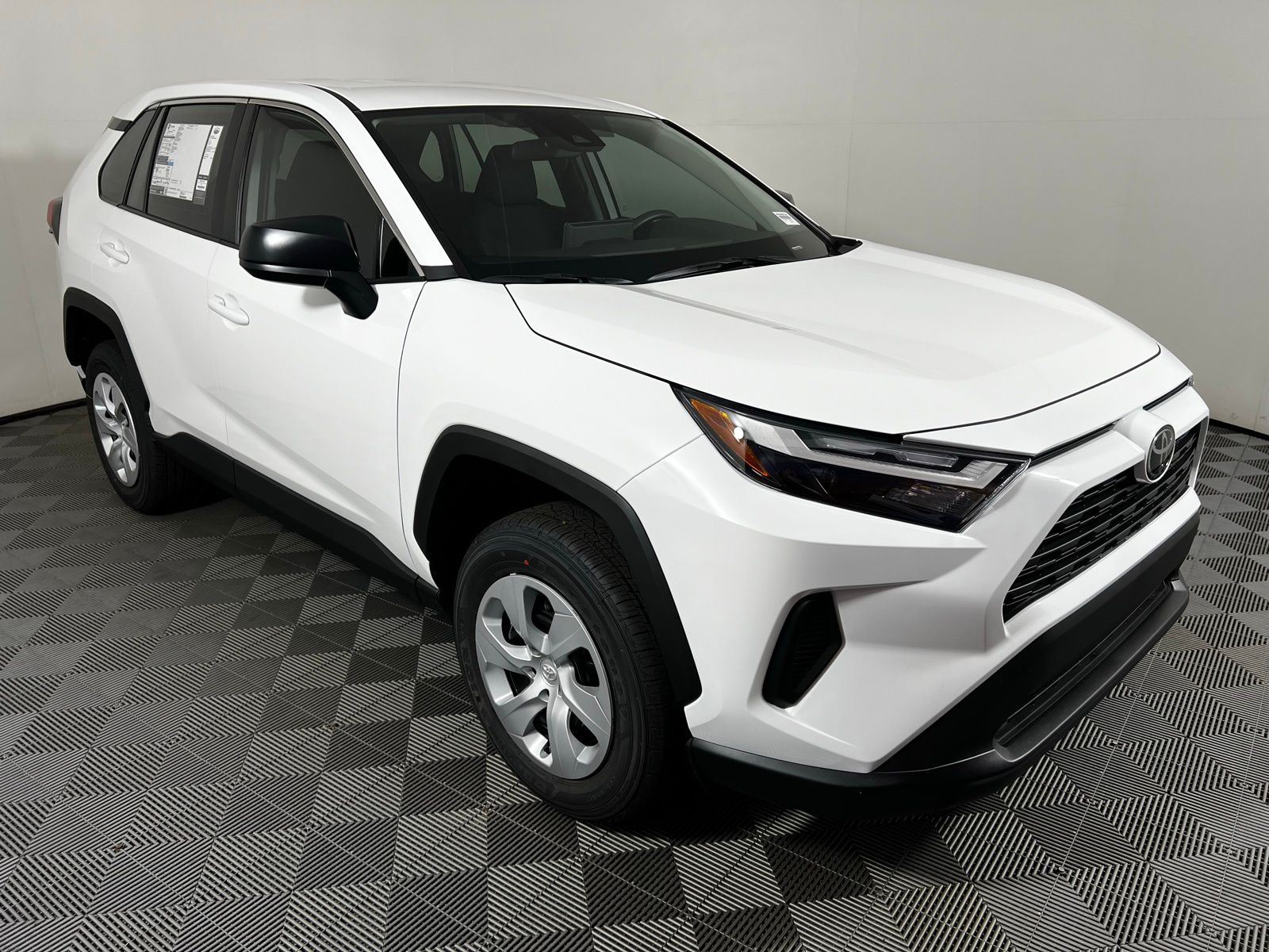 Thumbnail: 2025 Toyota RAV4 - 3