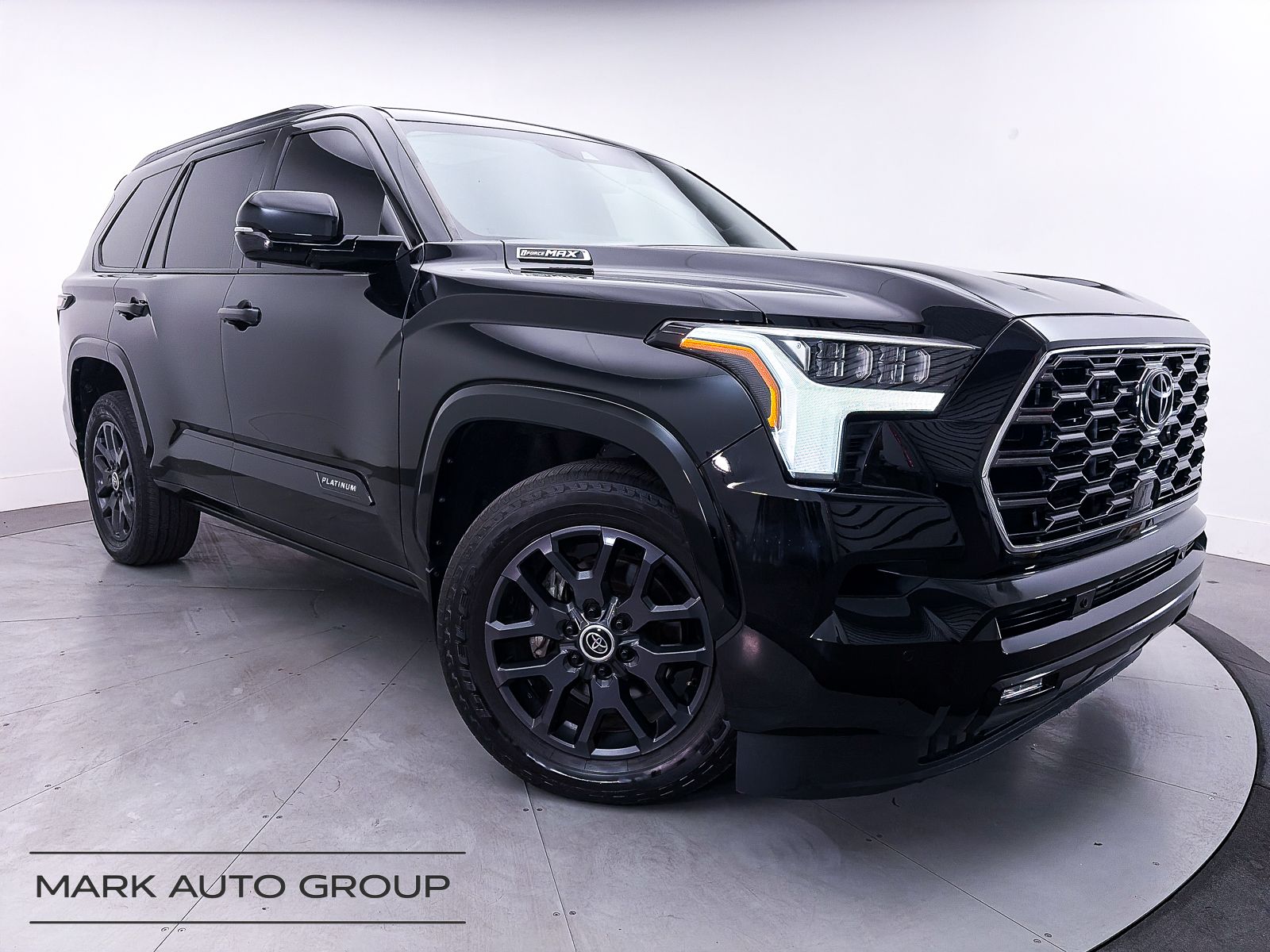 Midnight Black Metallic 2024 Toyota Sequoia Platinum 4WD SUV / Crossover Four-Wheel Drive Automatic