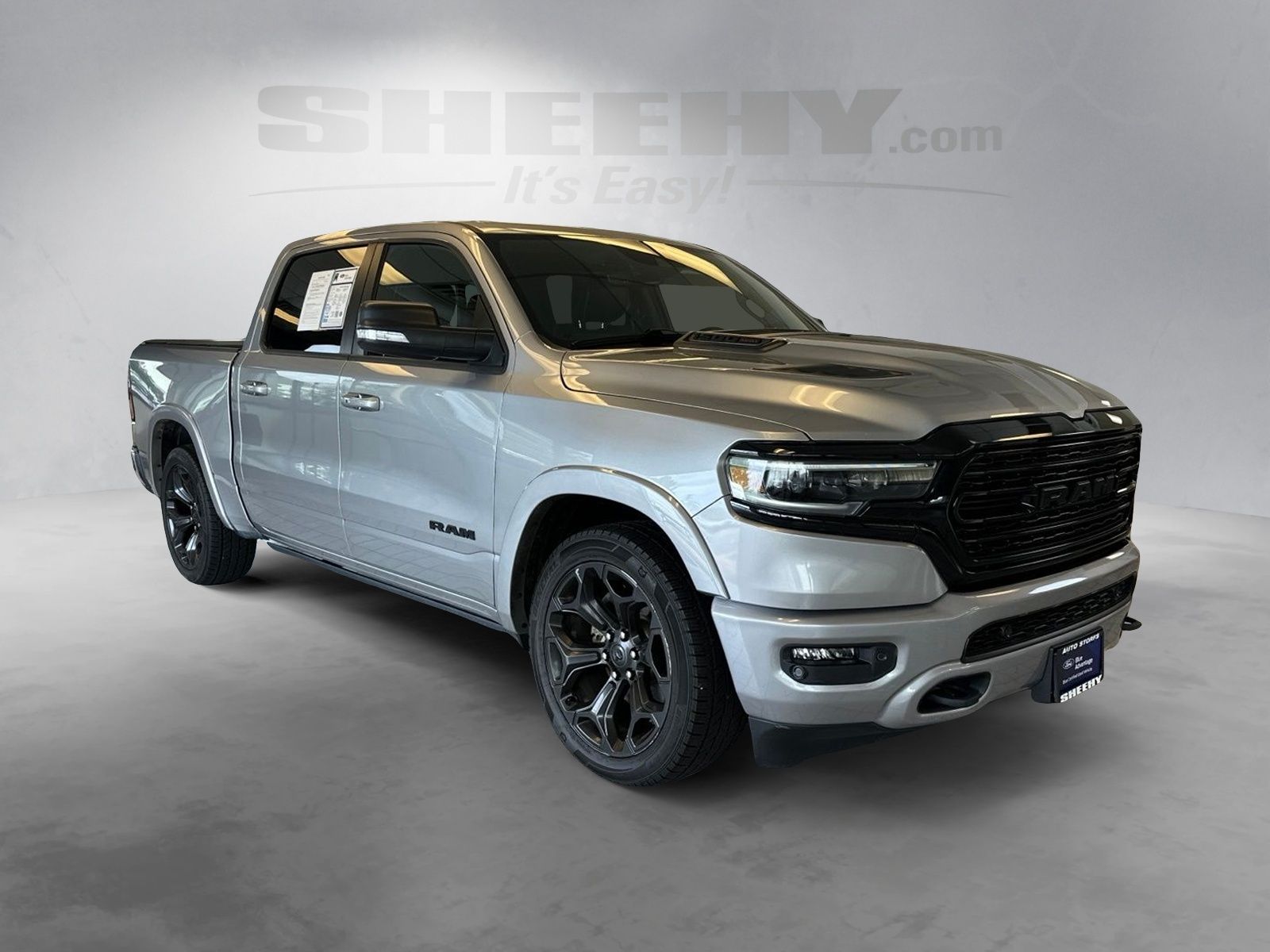 Used 2022 Billet Silver Metallic Ram Limited image 2