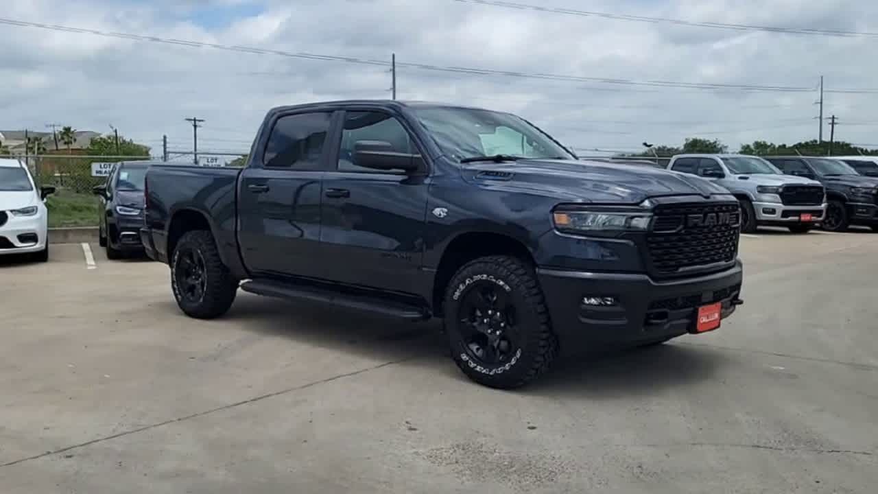 View vehicle photo 2