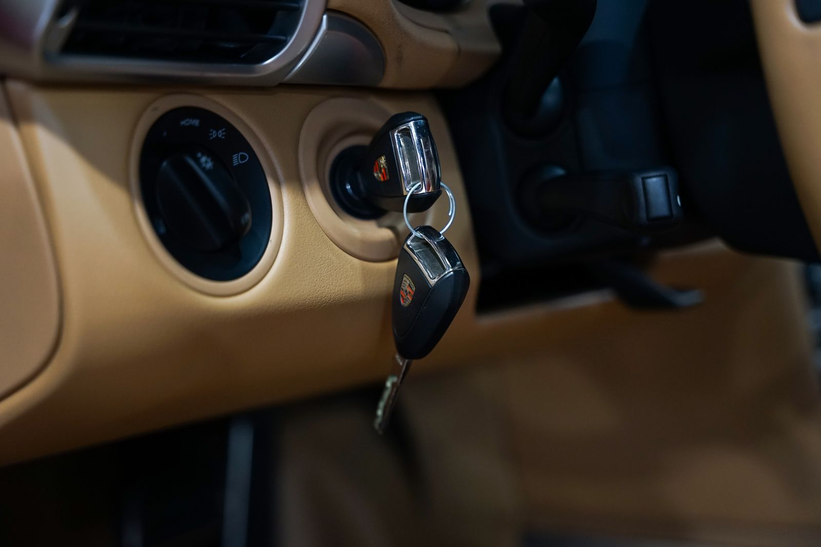 2012 Porsche 911 Carrera 4 GTS — photo 19