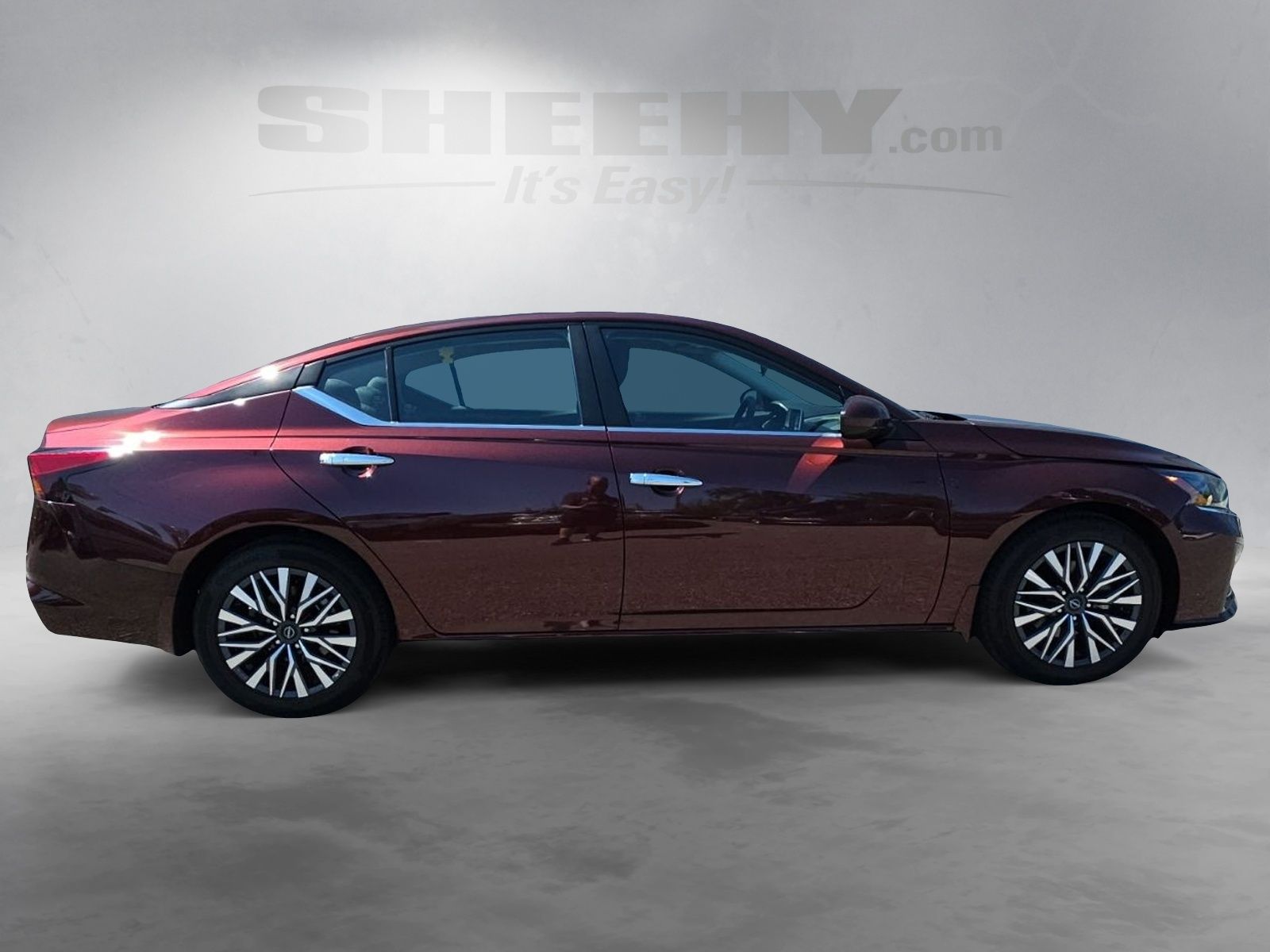 Used 2023  Nissan 2.5 SV image 10