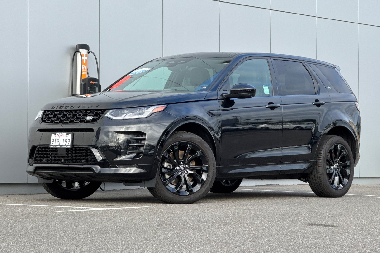 2025 Land Rover Discovery Sport P250 Dynamic SE AWD