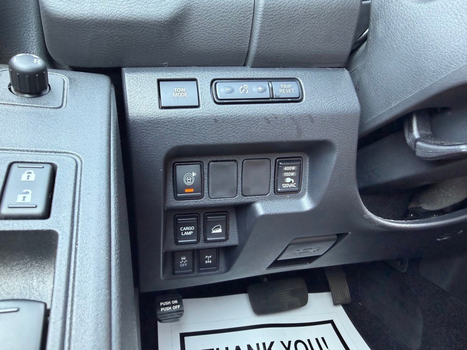 2025 Nissan Frontier image 22