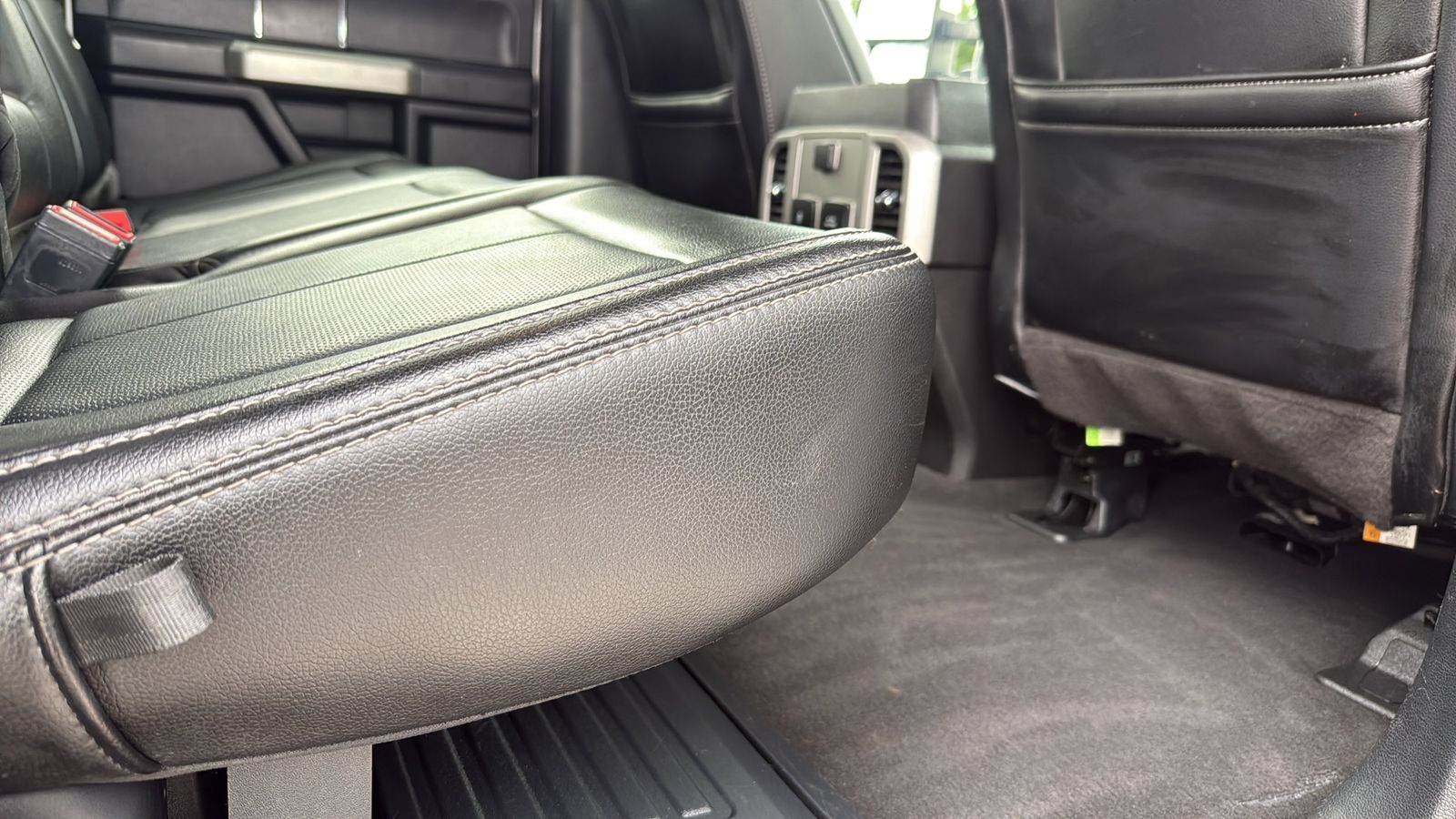 Used Car 2020 Ford F-350sd  Lariat For Sale Under $50,000 In Austin, Texas