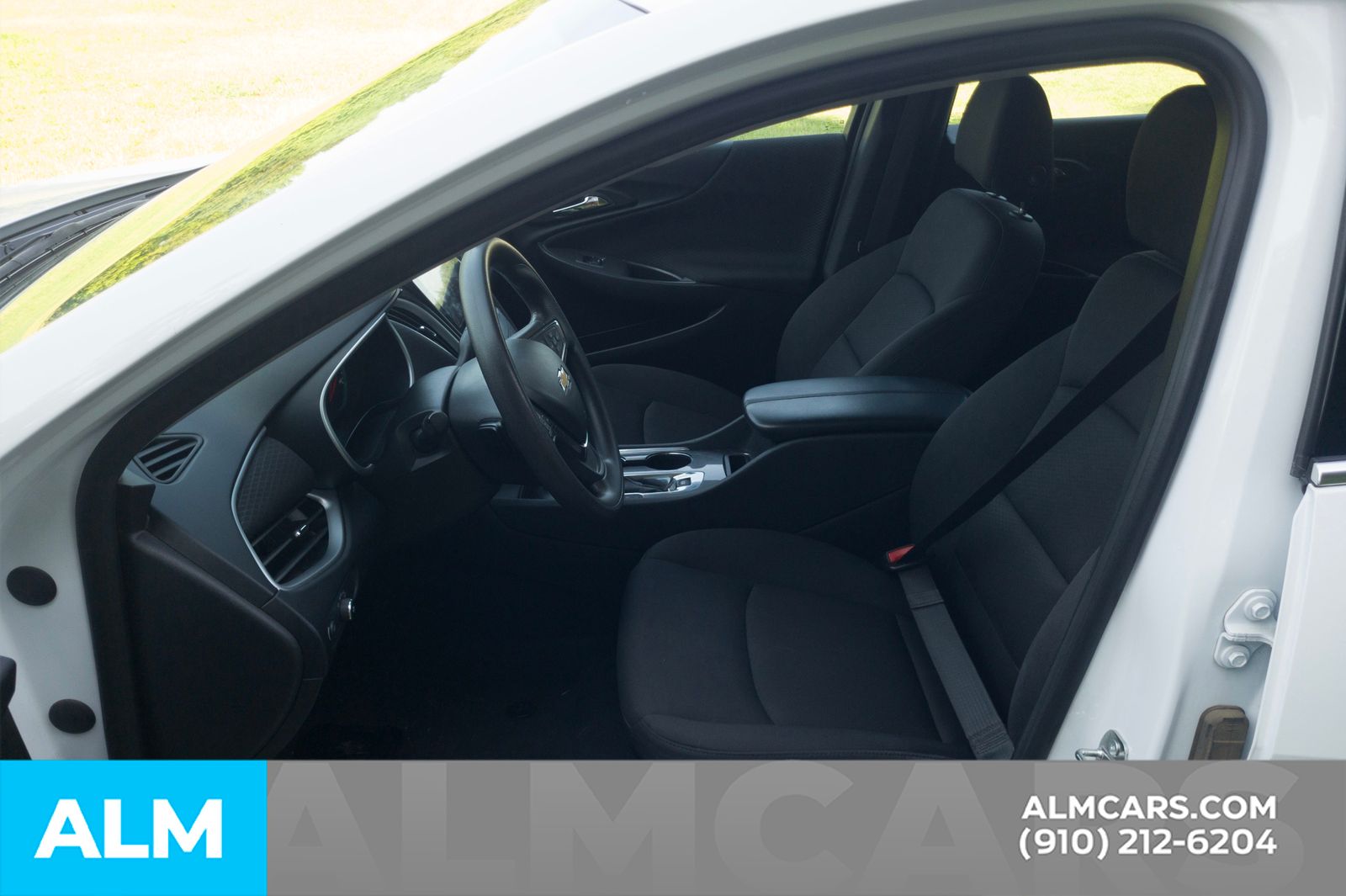 Used 2023 Summit White Chevrolet LT image 7