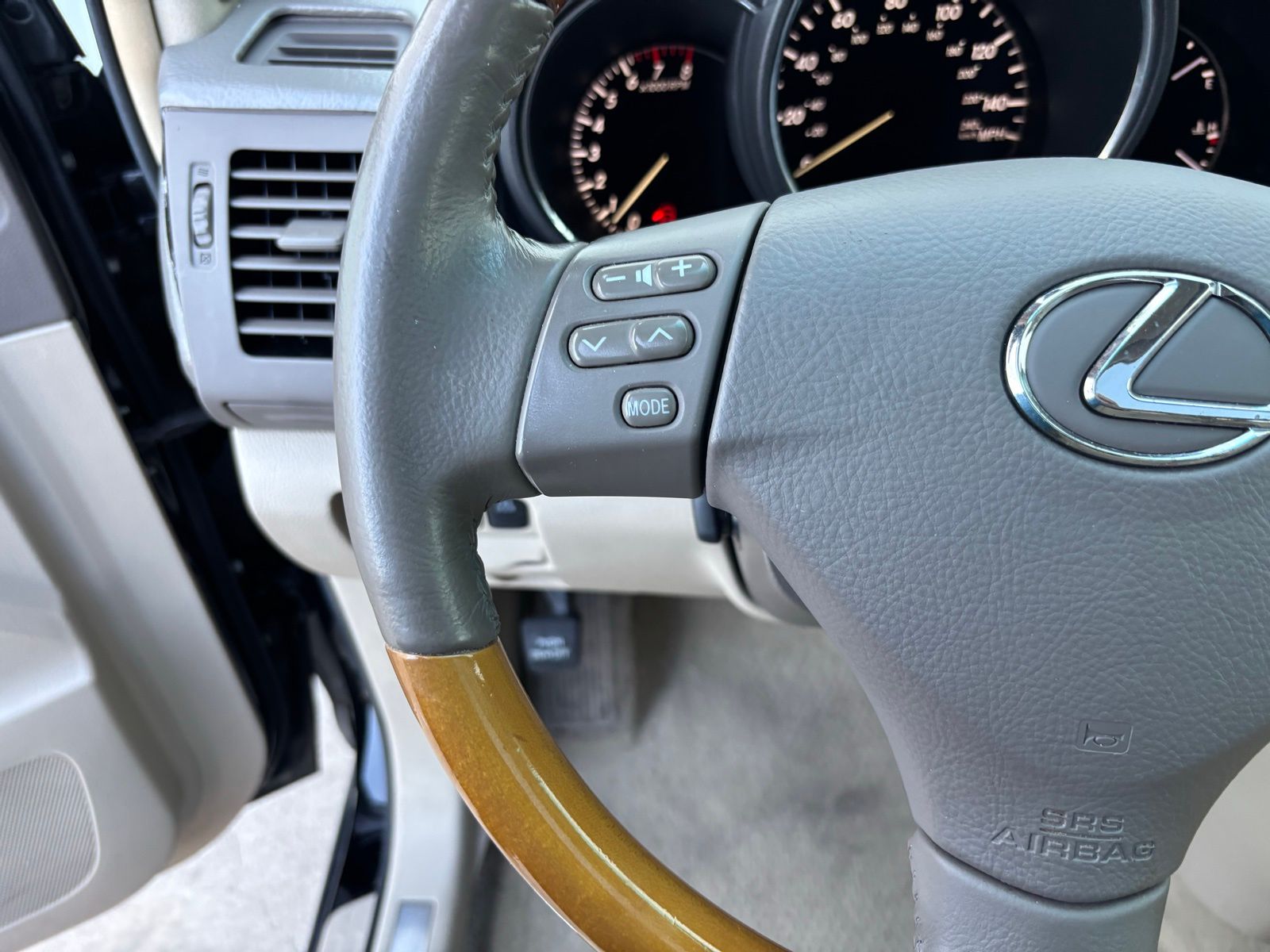 Used Car 2009 Lexus Rx  350 For Sale Under $15,000 In Austin, Texas