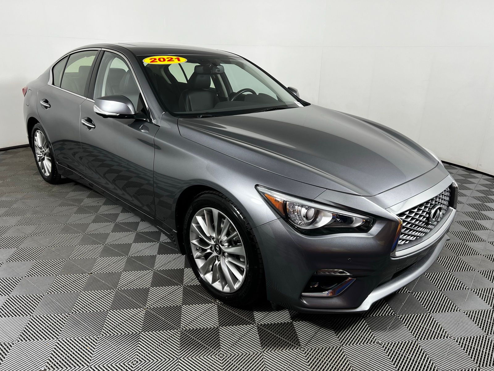 2021 INFINITI Q50 Luxe 3