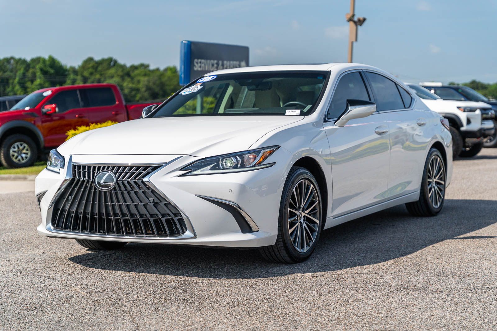 Used 2025 Lexus ES Sedan