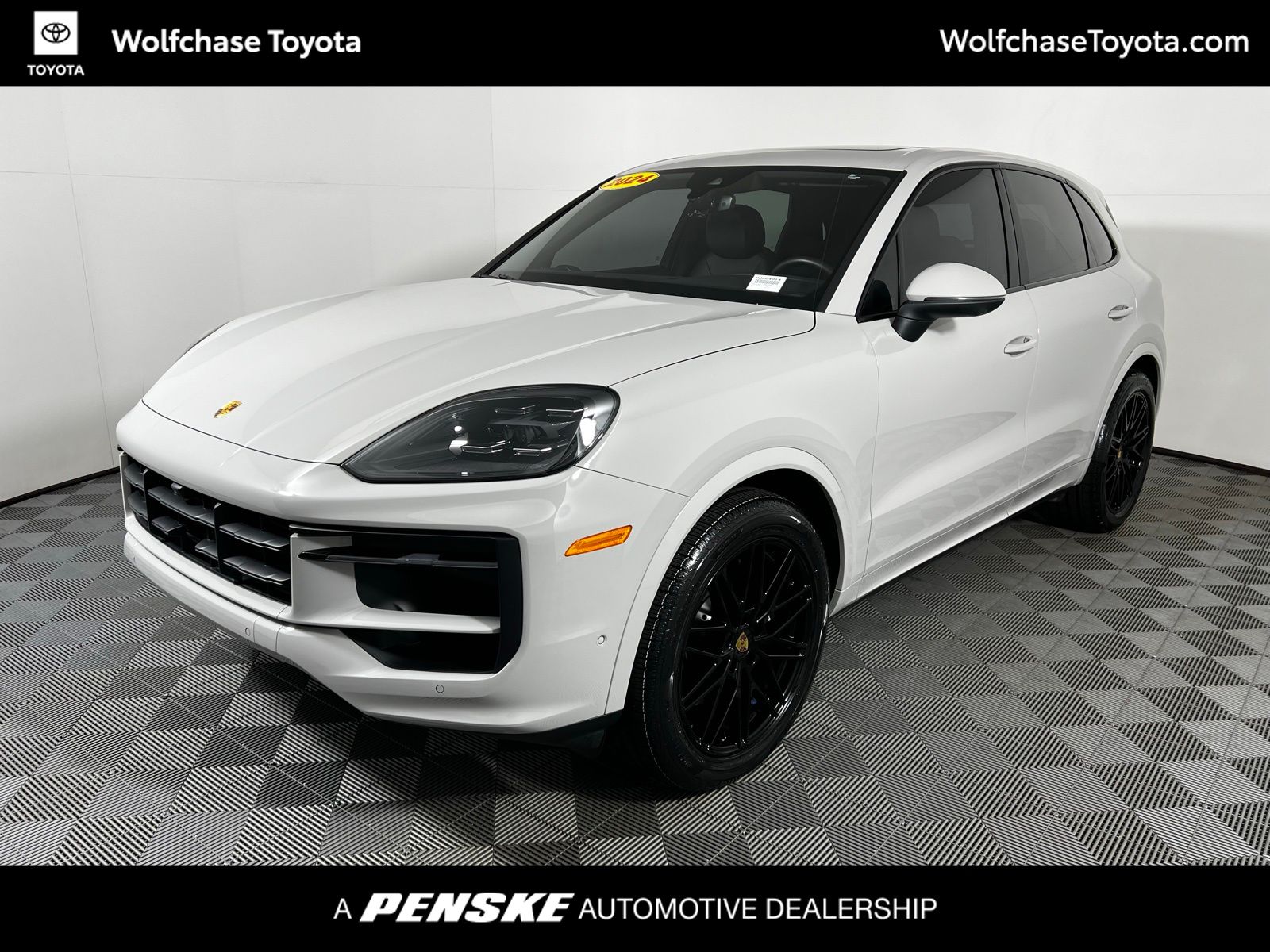 Thumbnail: 2024 Porsche Cayenne - 1