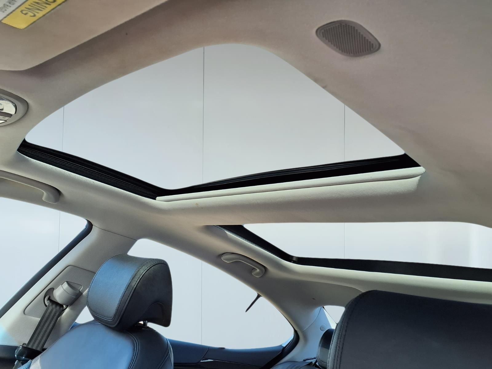 2016 Kia Cadenza Premium - 11