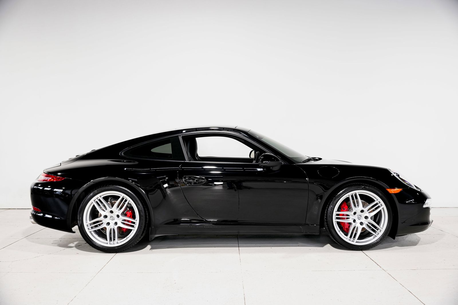 2012 Porsche 911 Carrera S — photo 1