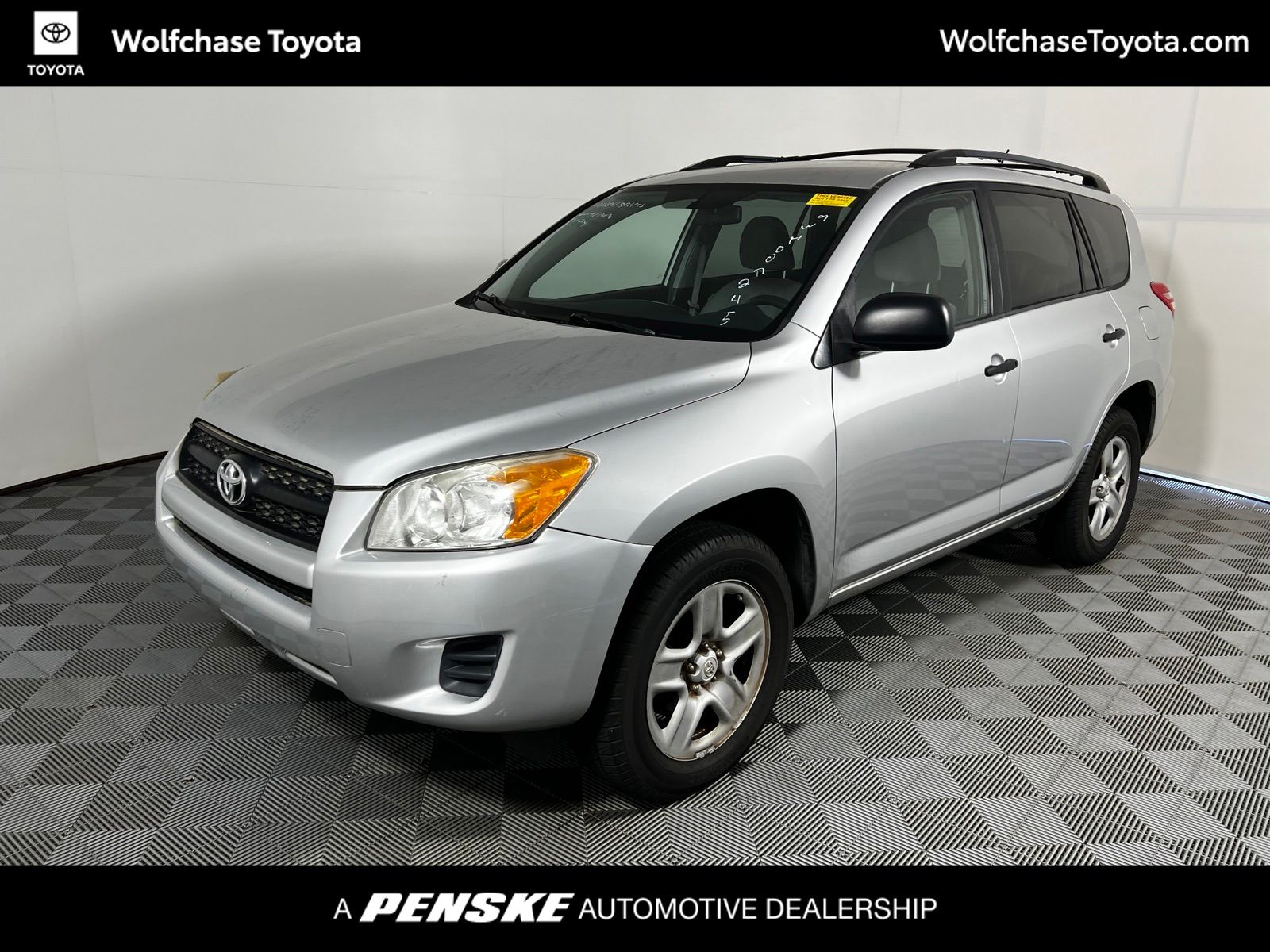 Classic Silver Metallic 2009 Toyota RAV4 SUV / Crossover Front-Wheel Drive 4-Speed Automatic