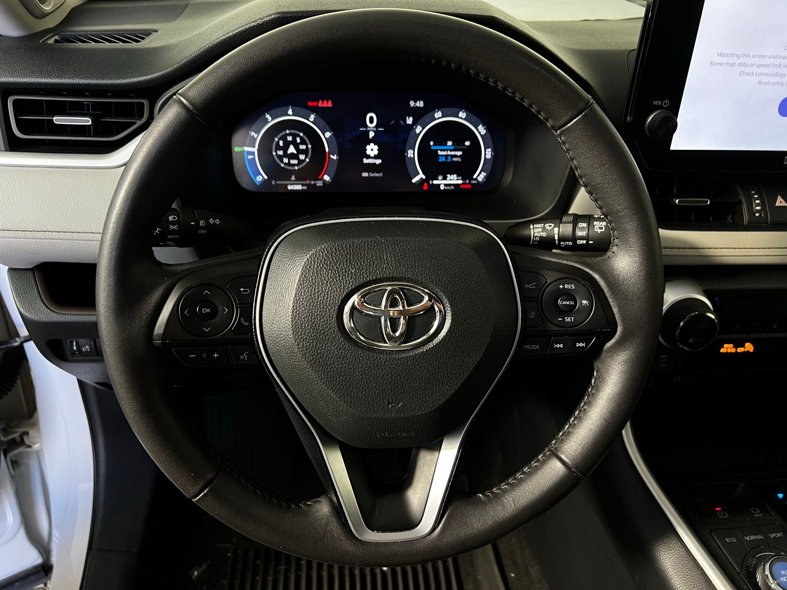 Thumbnail: 2023 Toyota RAV4 - 9