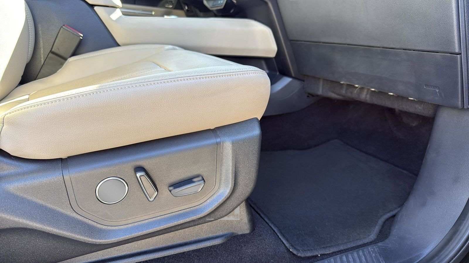 Used Car 2023 Ford Expedition  Limited For Sale Under $50,000 In Austin, Texas