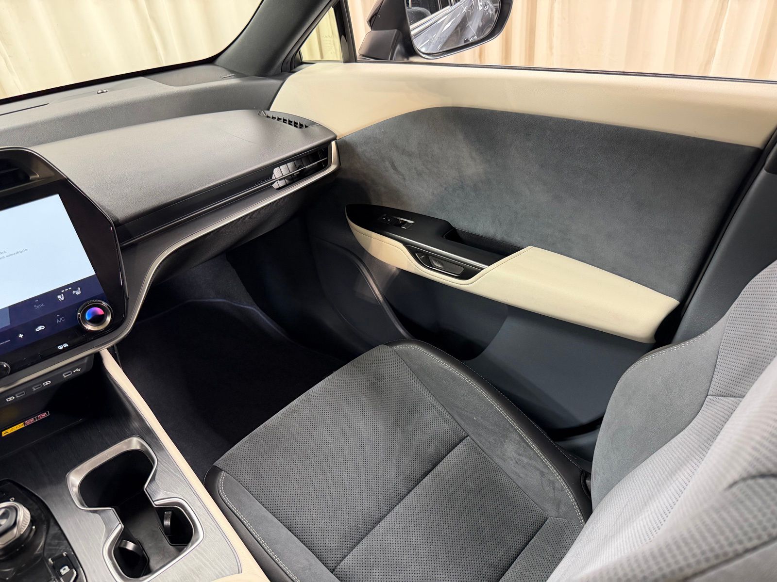 Used 2023 Gray Lexus 450e Luxury image 43