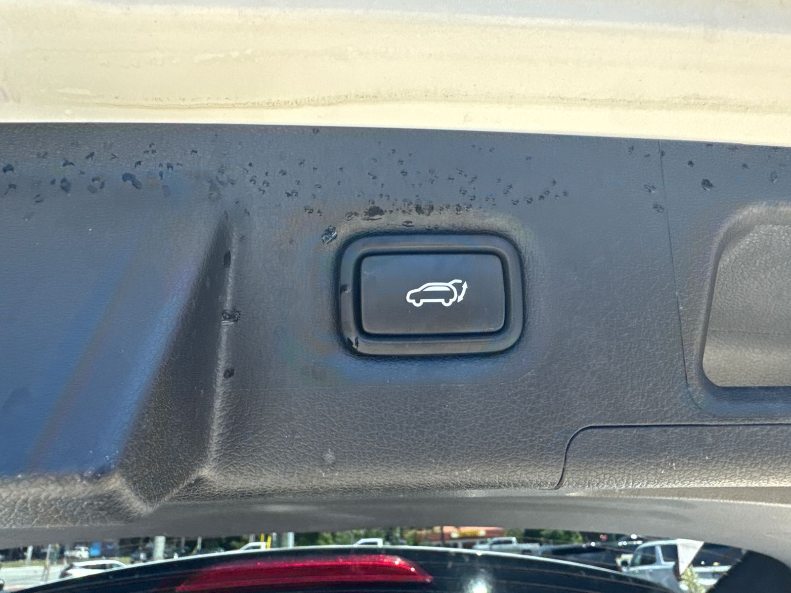 Used 2022 Gray Hyundai Limited image 19