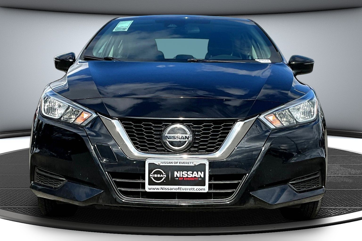 View vehicle photo 2