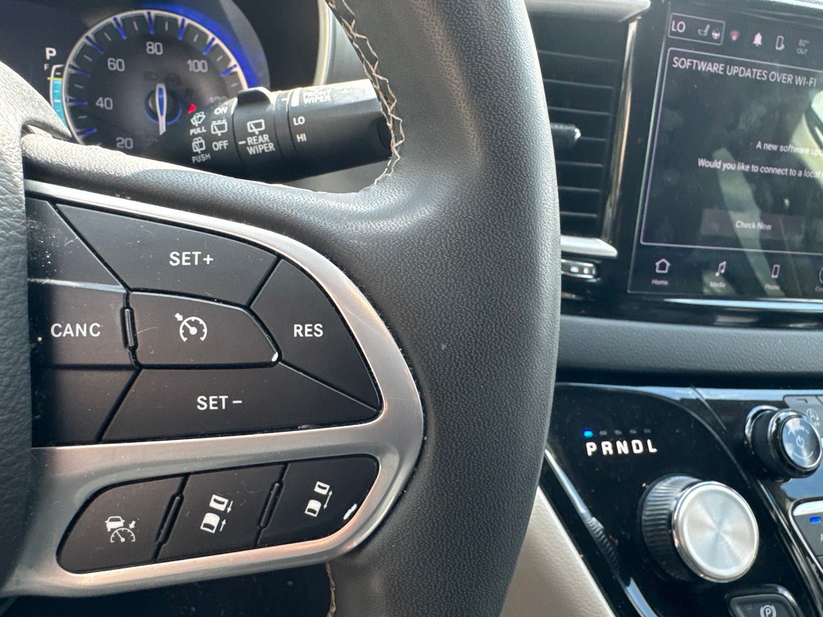 Used 2023 White Chrysler Touring L image 16