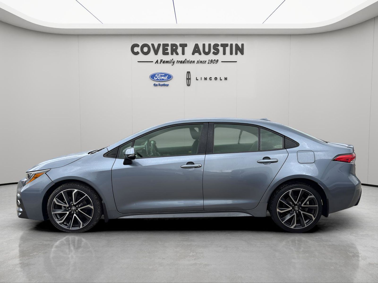 Used Car 2020 Toyota Corolla  Se For Sale Under $20,000 In Austin, Texas
