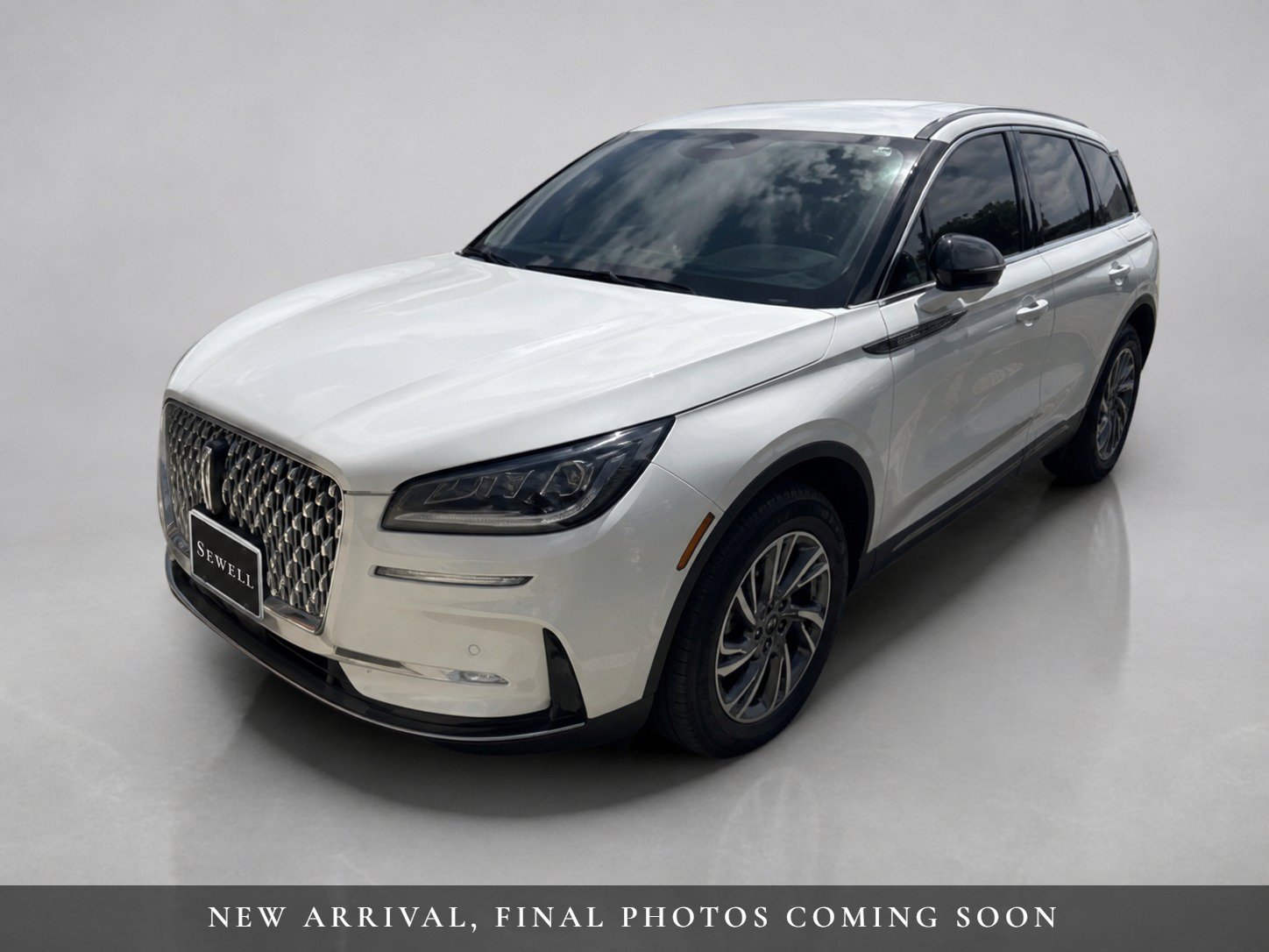 2023 Lincoln Corsair Standard