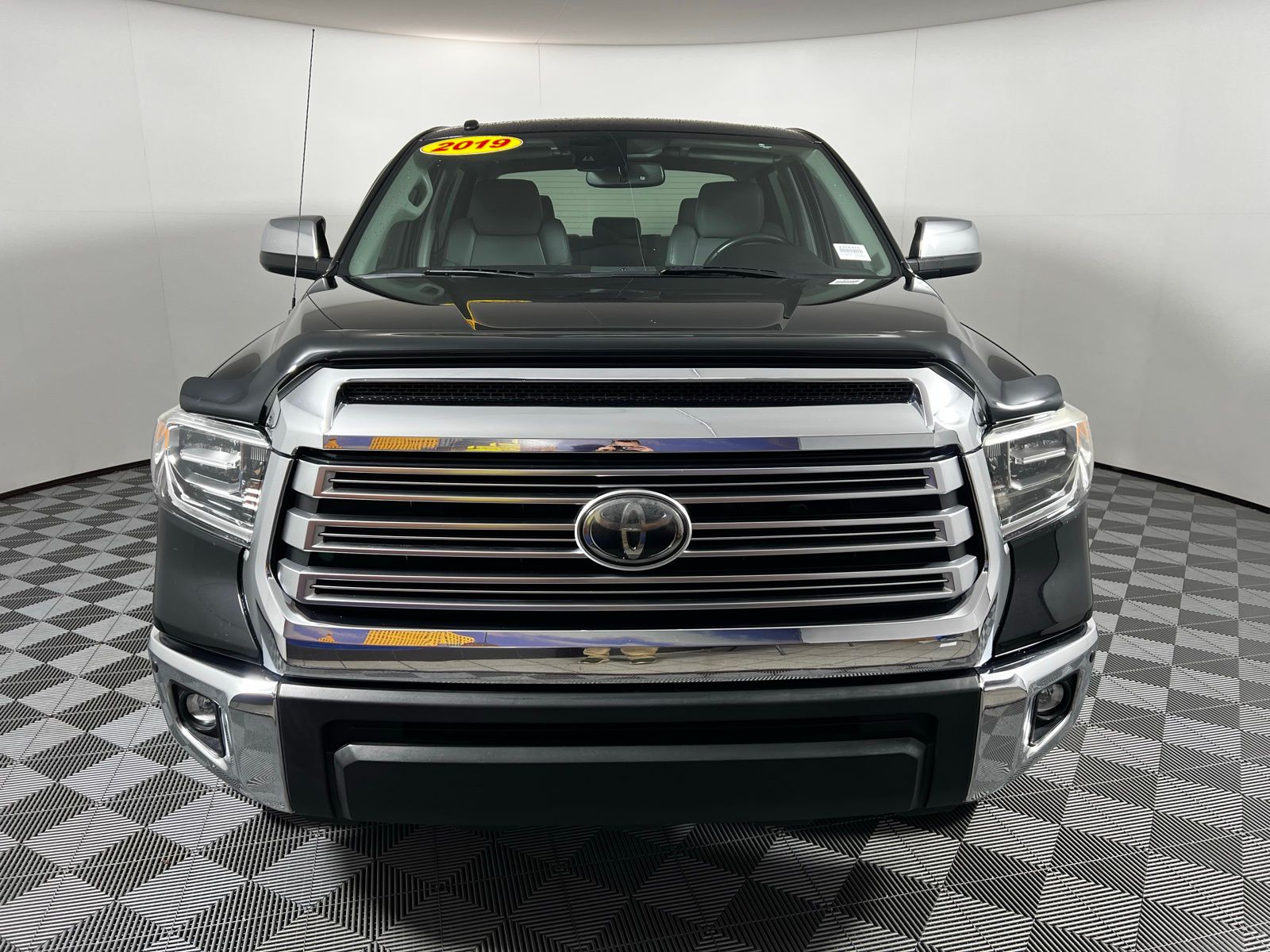 Thumbnail: 2019 Toyota Tundra - 2